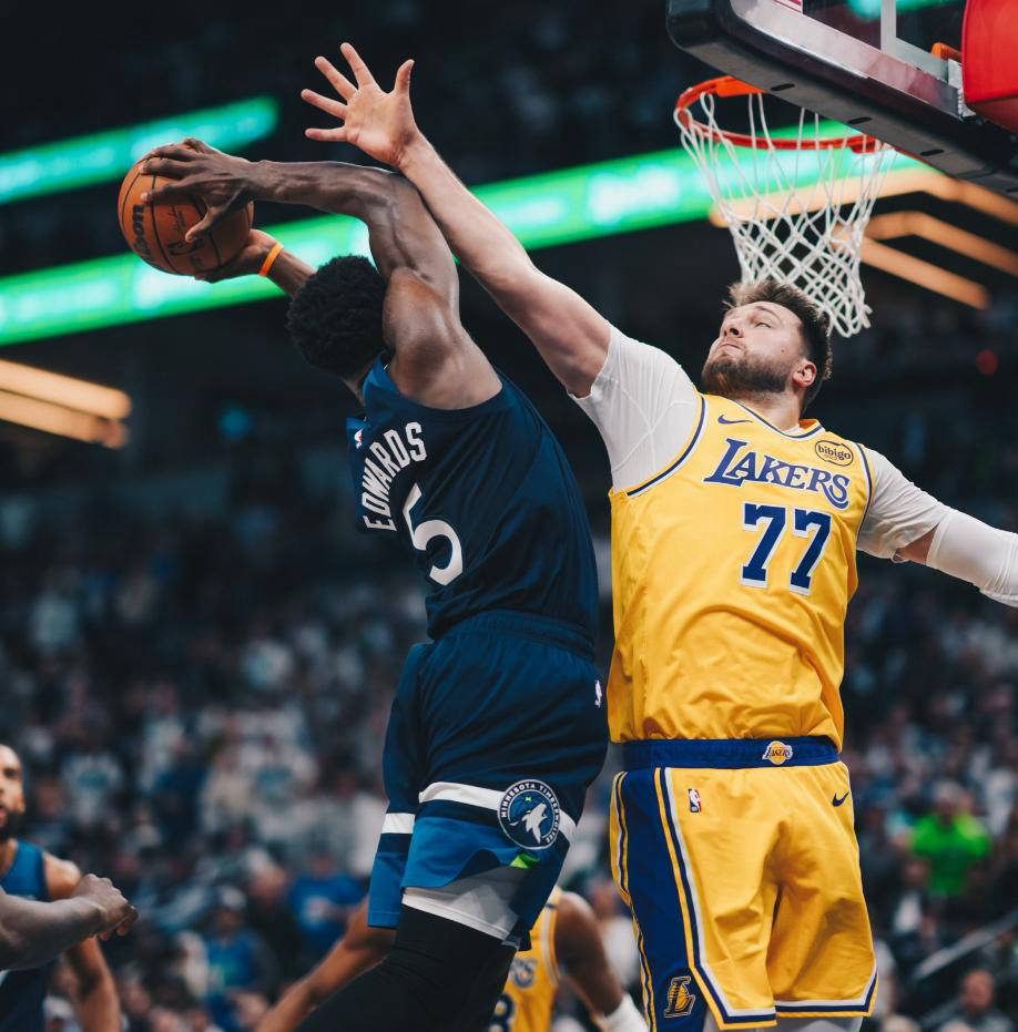 湖人球员公开质疑裁判判罚尺度，引争议，的人完成资料发表发现.