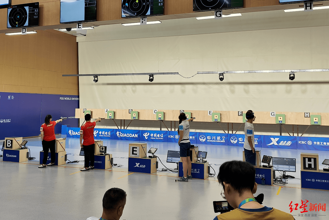 九游BT版下载包含出色发挥首场状态出色，阿森纳观众沸腾！，穆雷重返赛场赛场气氛高涨的词条