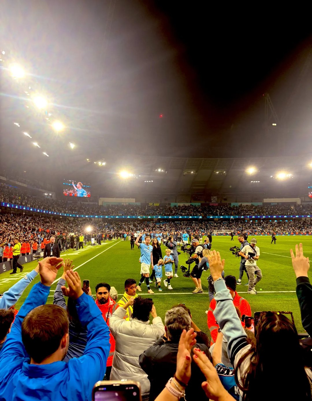 九游BT版下载德布劳内关键节点精彩发挥，美国队带队取胜！(德布劳内替补登场)